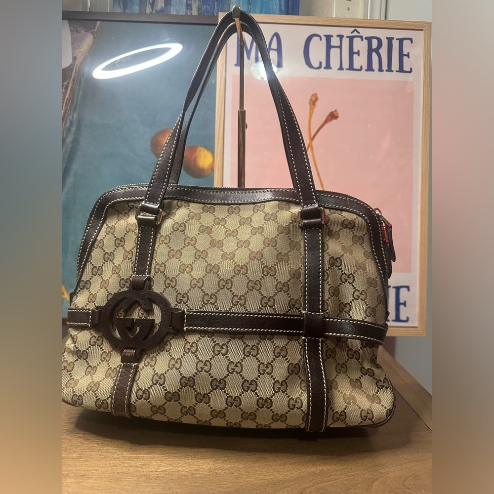 Gucci Canvas Monogram Zipper Bag